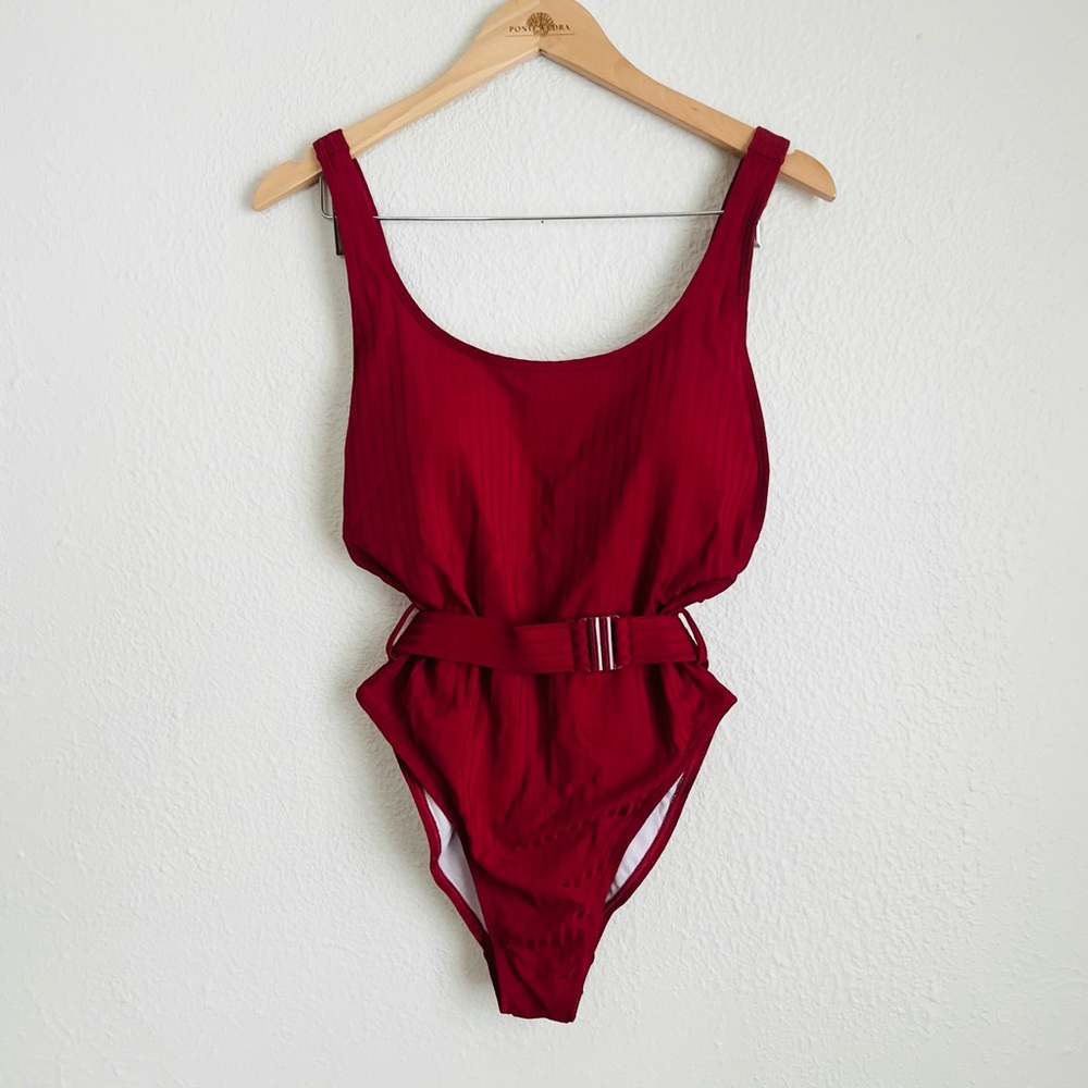 🆕 Belted One-piece Swimsuit Wine Women Medium